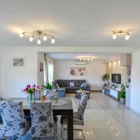 Ctim260 Modern Decorated With Private Pool Вилла